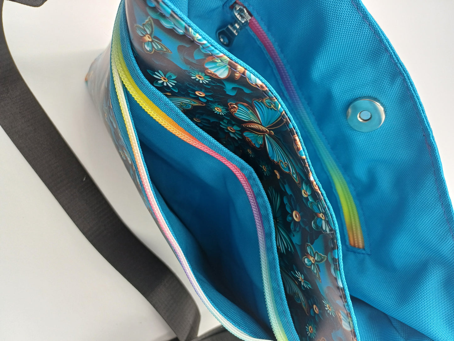 Handtasche / Crossbody Bag