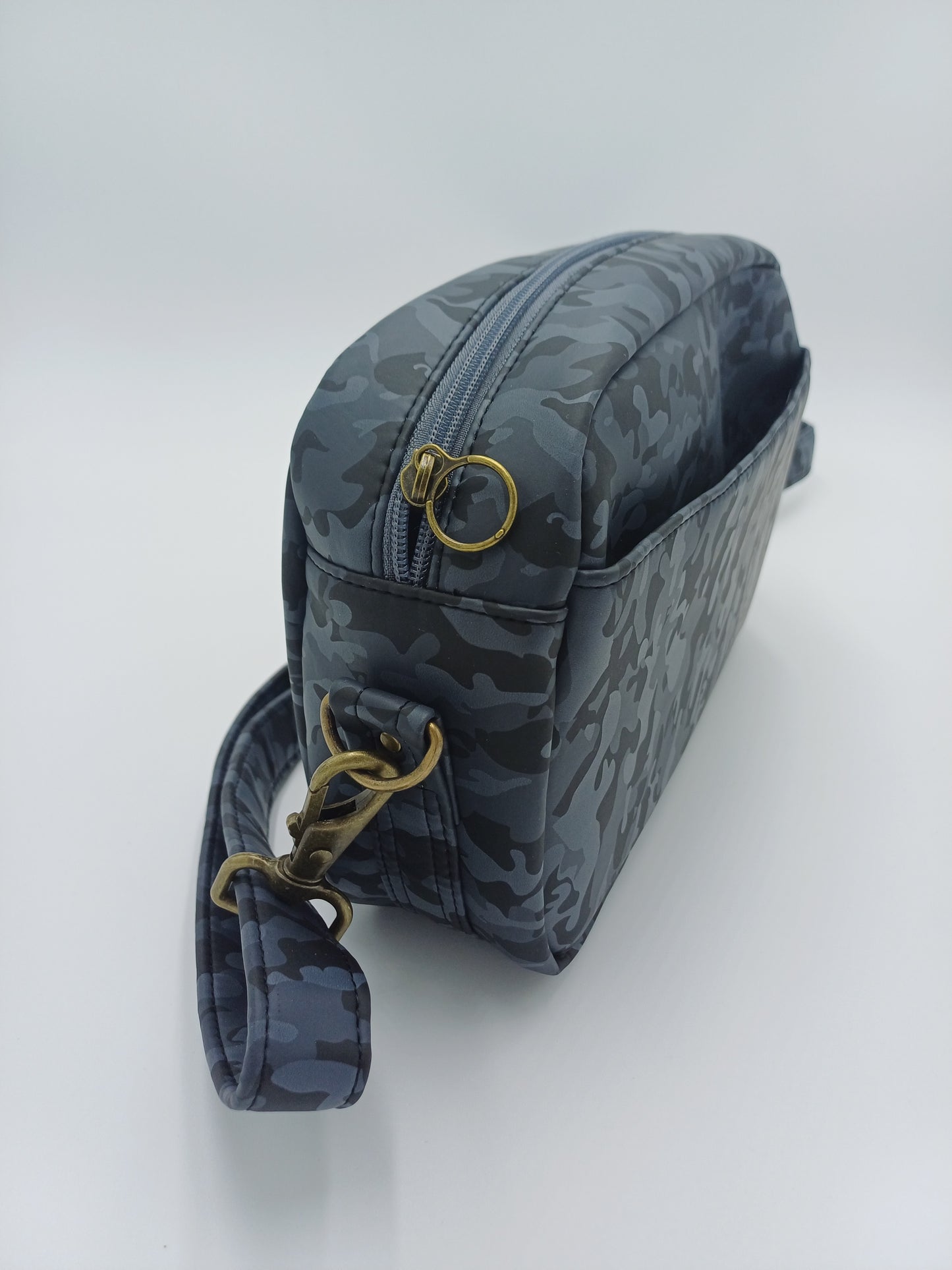 Kleine Umhängetasche "Catalina"