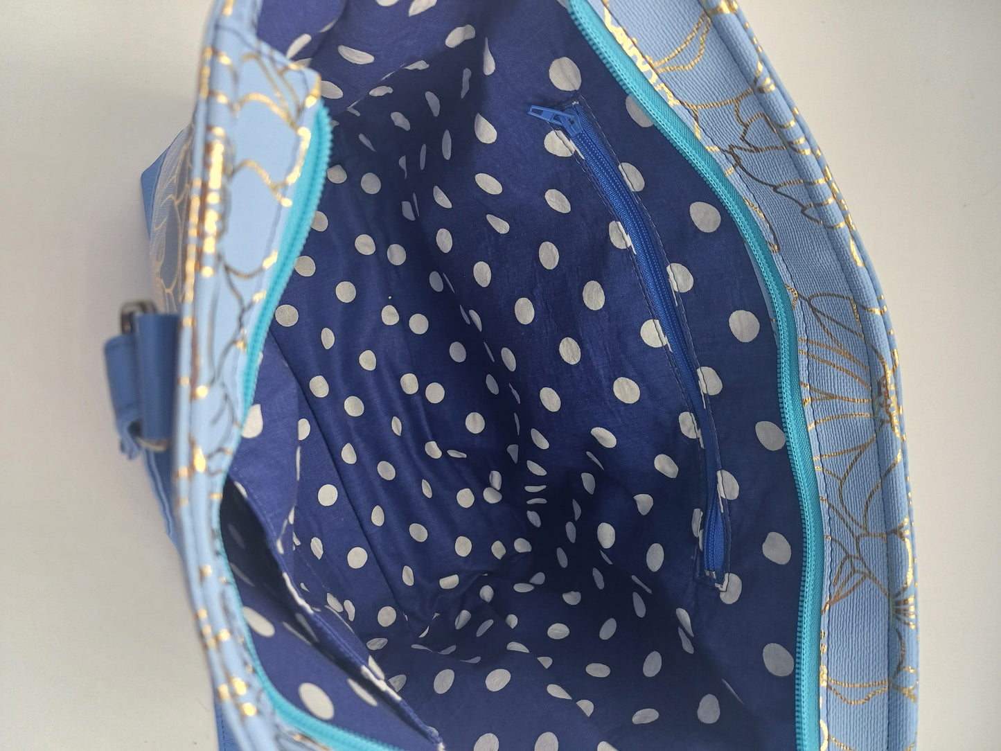 Go to Handtasche