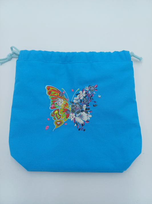 kleine Projectbag mit Kordelzug und Stickmotiv Schmetterling