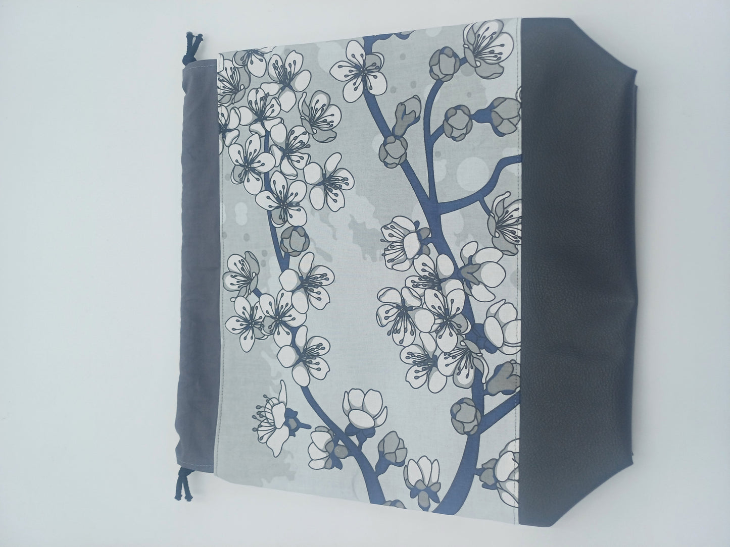 große Projectbag "greyisch" mit Kordelzug