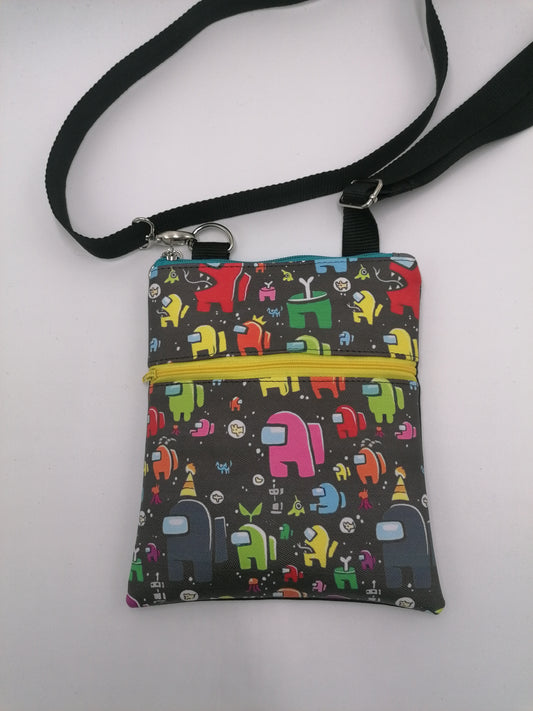 kleine Umhängetasche "Among us"