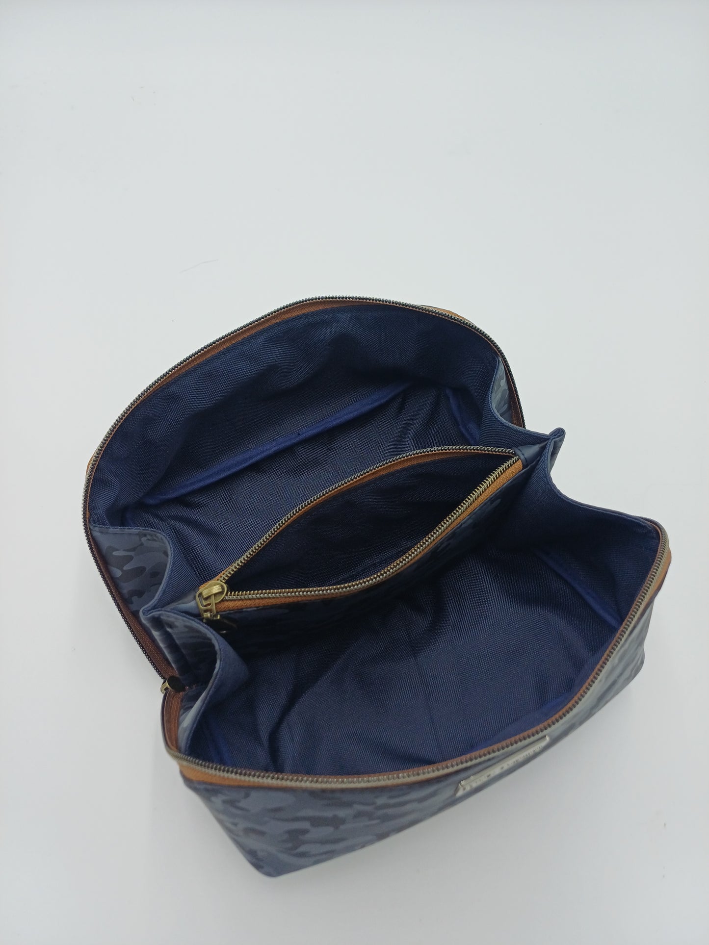 Open wide Bag im Tarn Design