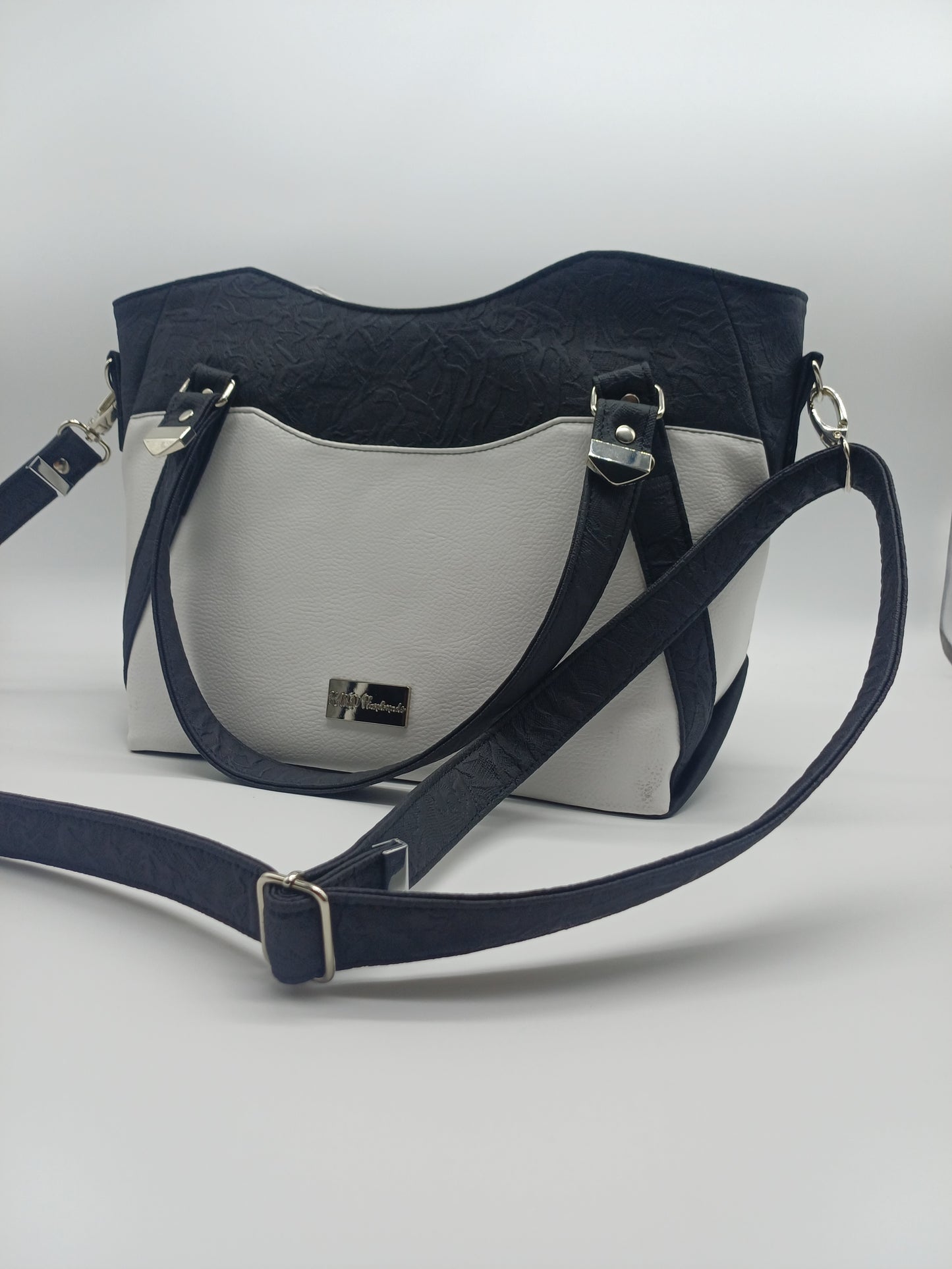 Hiraeth Handbag B- Ware