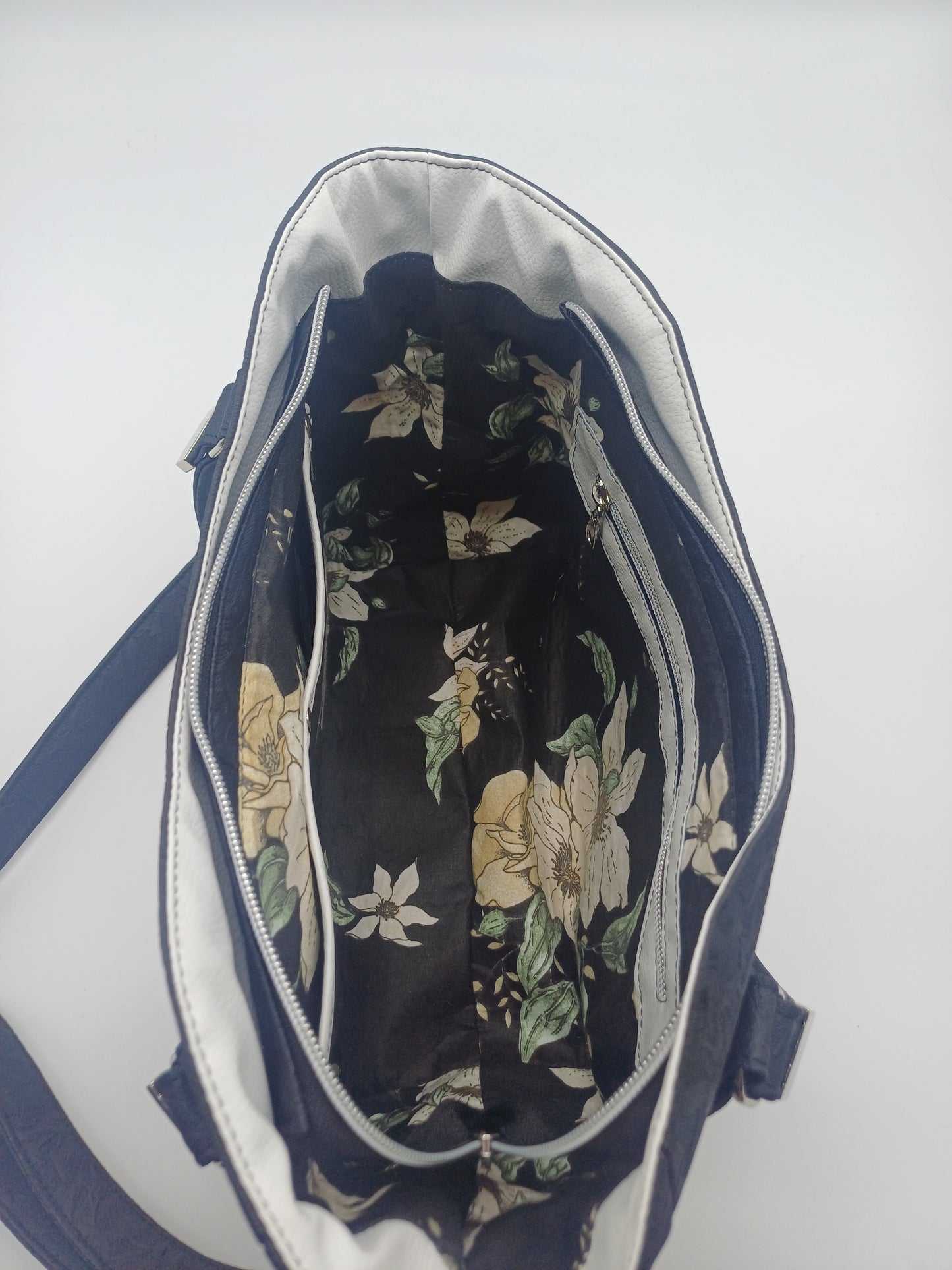 Hiraeth Handbag B- Ware