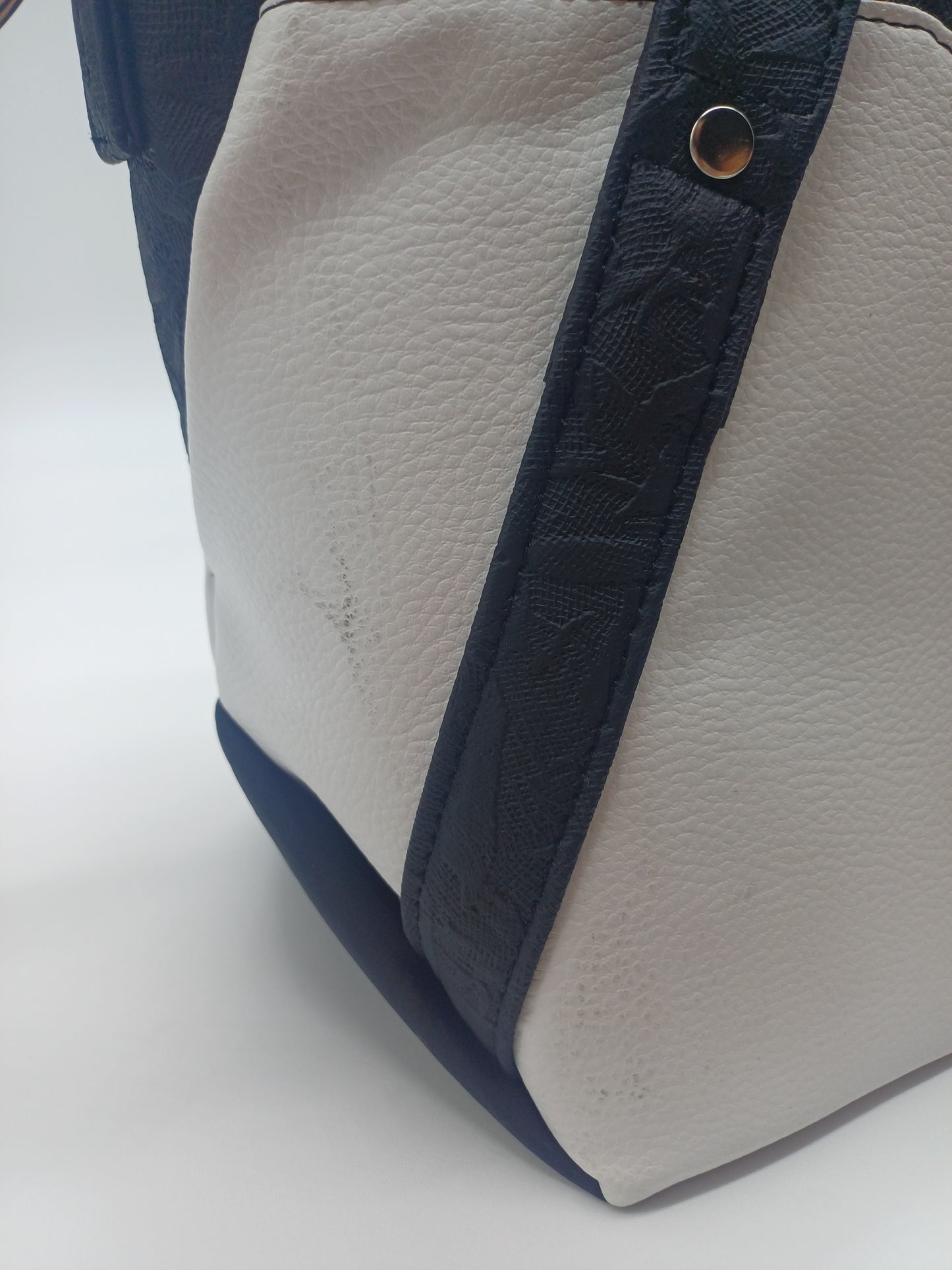 Hiraeth Handbag B- Ware