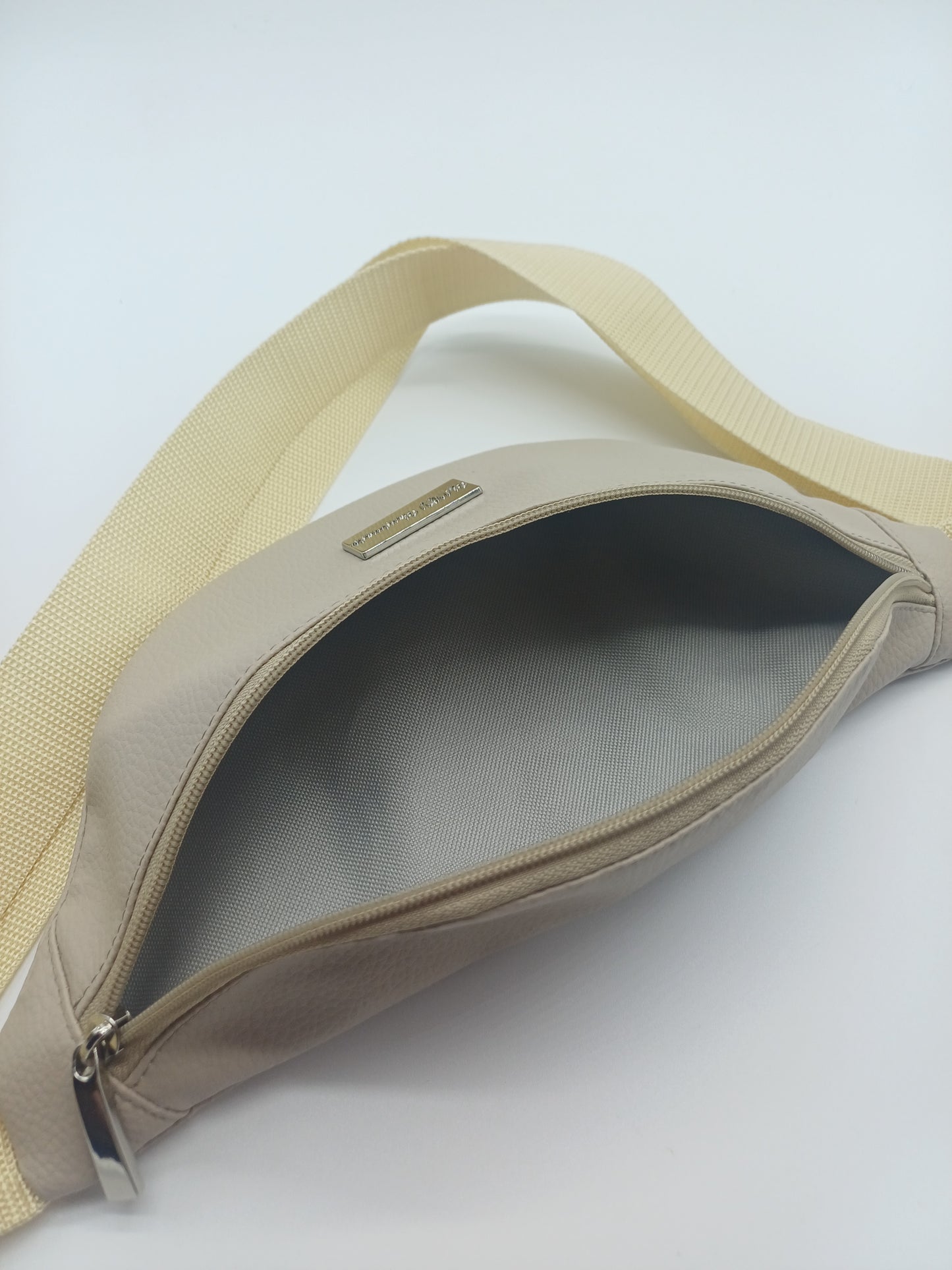 Bauchtasche – beige