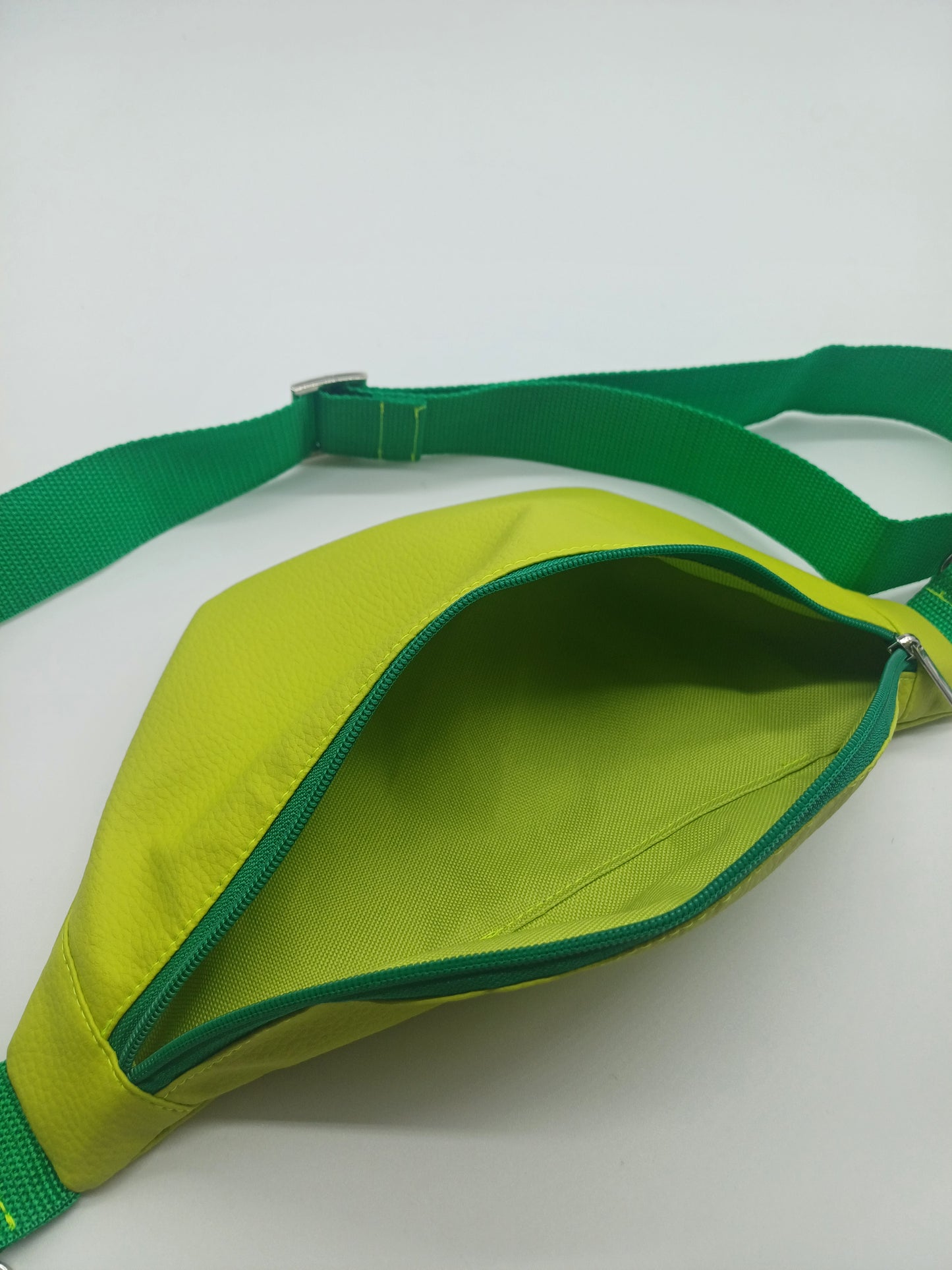 Bauchtasche – giftgrün