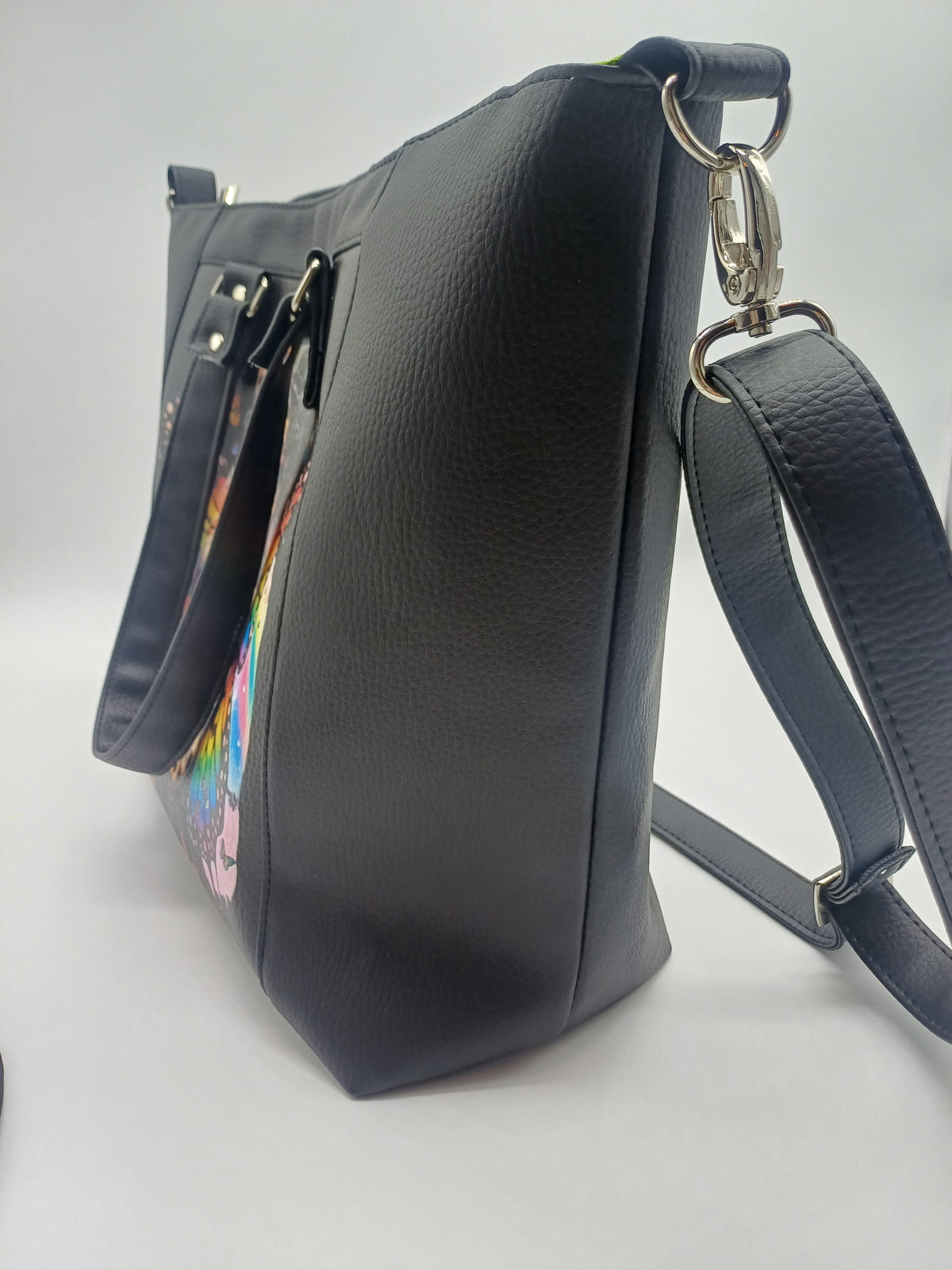 Handtasche mit Katzenmädchen & Schmetterlingen