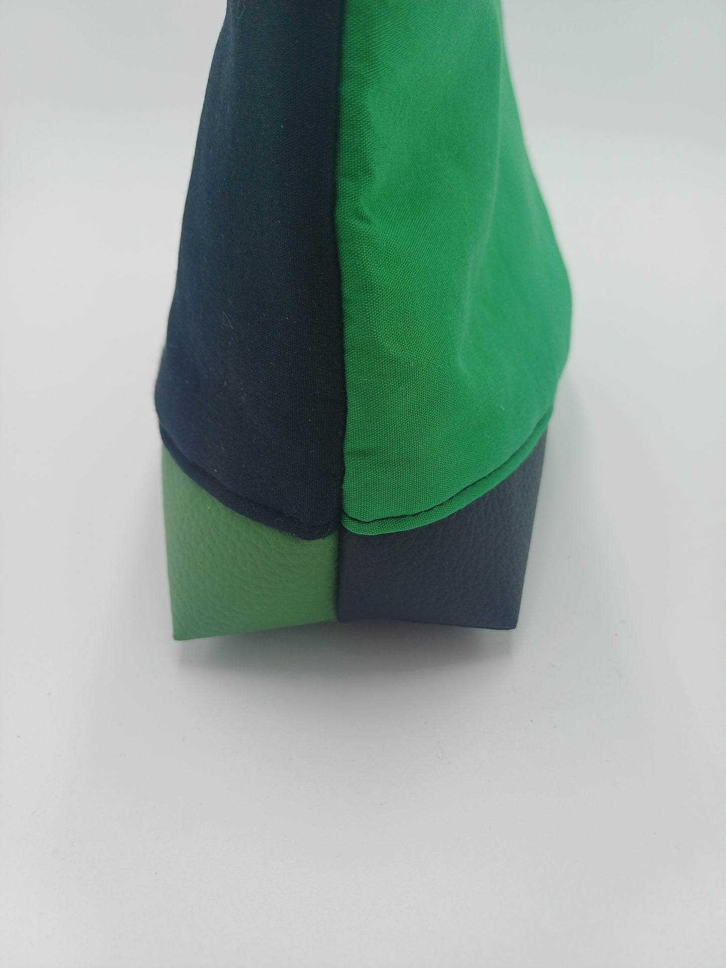 Pre Order Kleine Projectbag Halloween Hexe (optional mit einem Strang Sockenwolle )