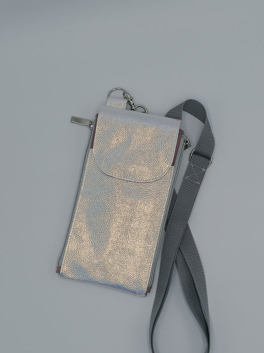 kleine Umhängetasche "Zip N' Go Wallet" silver shimmer