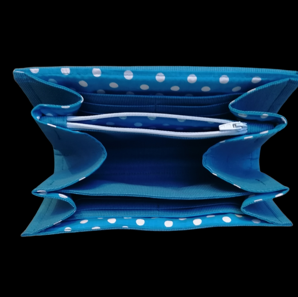 große Geldbörse blau